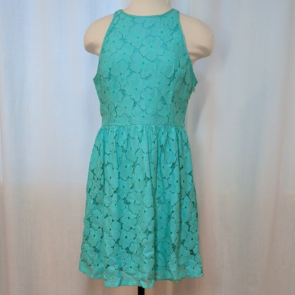Elegant Turquoise Lace Dress